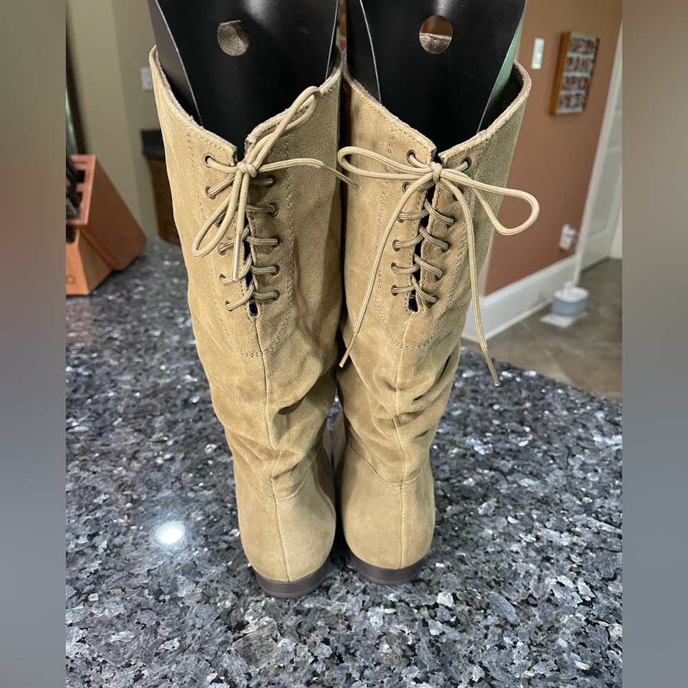 White Mountain Franklin Tan Suede Lace-Up Mid Calf Boots Size 10 - Picture 3 of 9